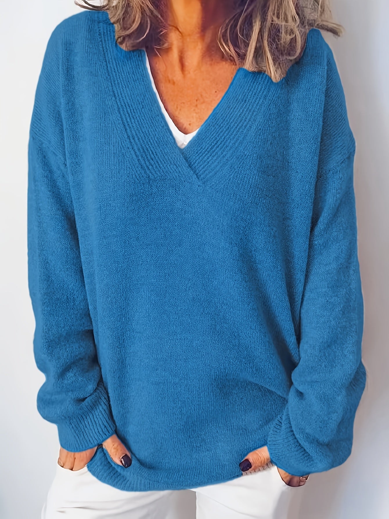 Vestra™  | Blød og Tidløs V-Hals Sweater