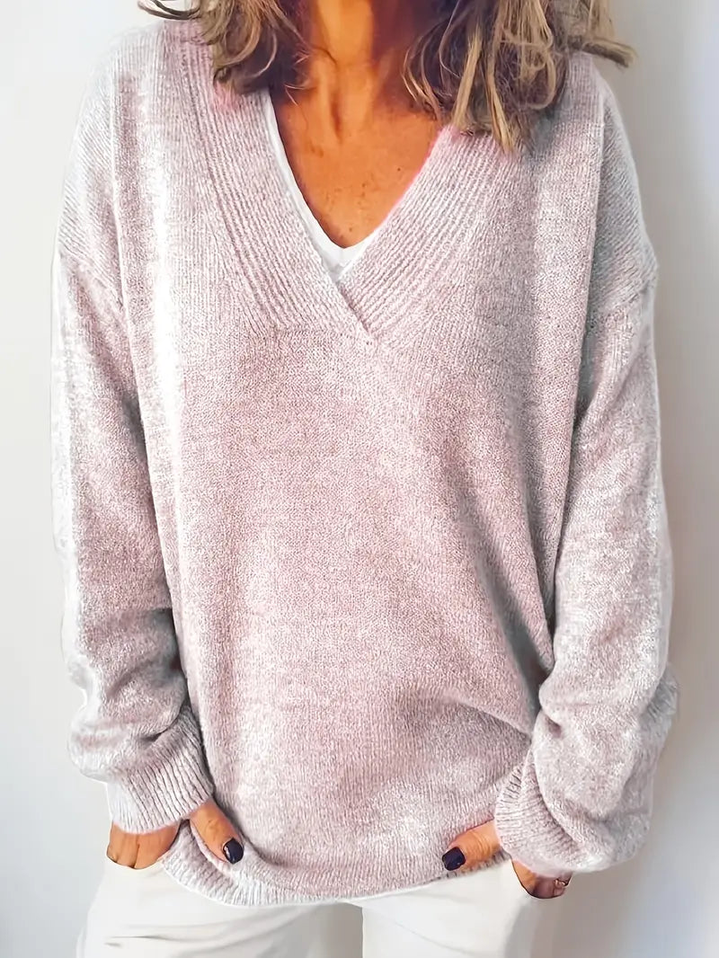 Vestra™  | Blød og Tidløs V-Hals Sweater