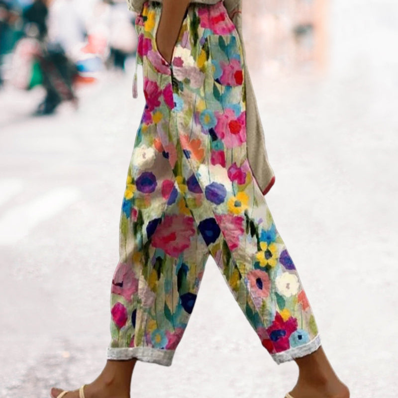 Vestra™  | Stilfulde Bukser med Blomstermønster og Løs Pasform